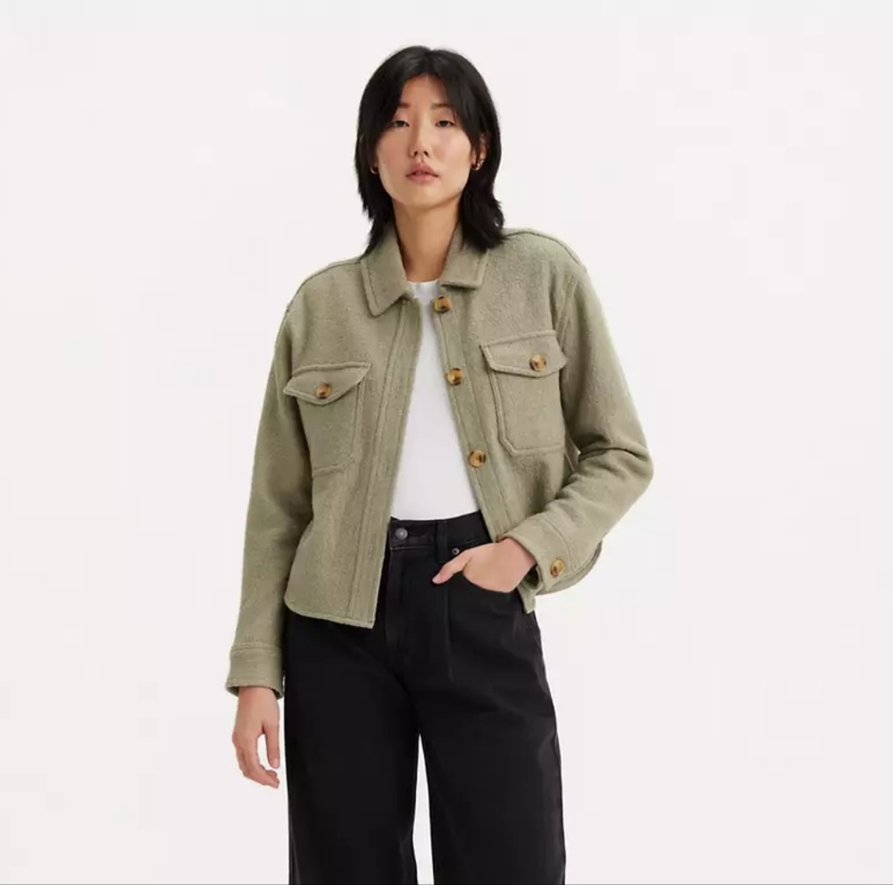 NWT Levi's Cropped Shacket Tea Green